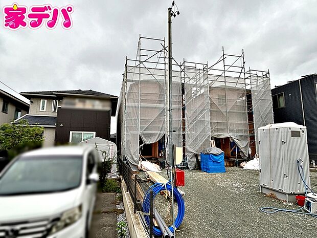 現地や周辺環境もあわせてご確認いただけます。現地ご案内いたします。お気軽にお問い合わせください。実際の陽当たりや前面道路、周辺の環境などもぜひ現地でご確認ください。スタッフが丁寧にご案内いたします。
