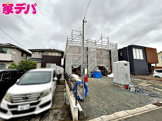 住宅ローンにご不安のあるお客様も、まずはお気軽にご相談ください。お客様に最適な資金計画と金融機関をご案内いたします。ご希望やご状況をお伺いしながら、無理のない返済計画をご提案いたします。