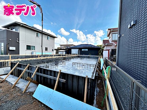 現地や周辺環境もあわせてご確認いただけます。現地ご案内いたします。お気軽にお問い合わせください。実際の陽当たりや前面道路、周辺の環境などもぜひ現地でご確認ください。スタッフが丁寧にご案内いたします。