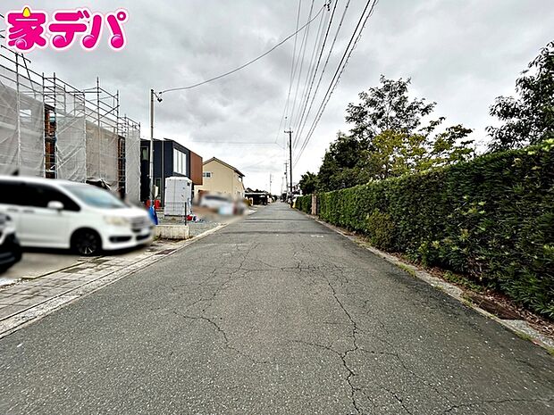 前面道路:南西側約6m幅