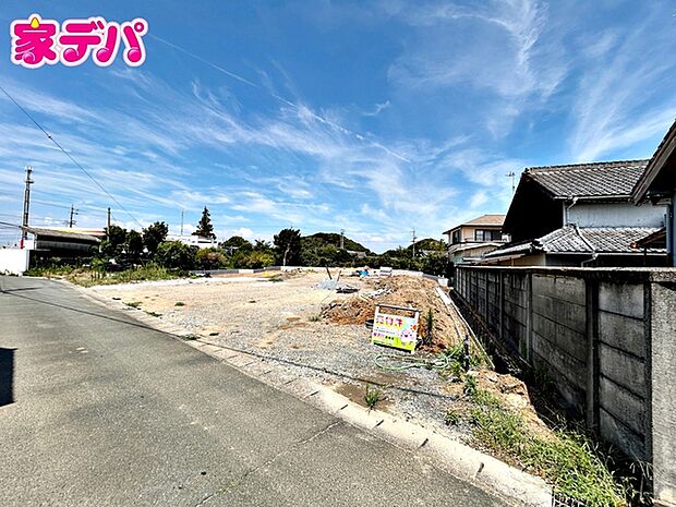 【新築分譲全3棟】ご成約キャンペーン実施中。詳細はスタッフまでお問合せ下さい！間取りや設備等の詳細など、お気軽にお問合せ・ご相談ください。お客様の住まい探しを丁寧にお手伝いいたします。 