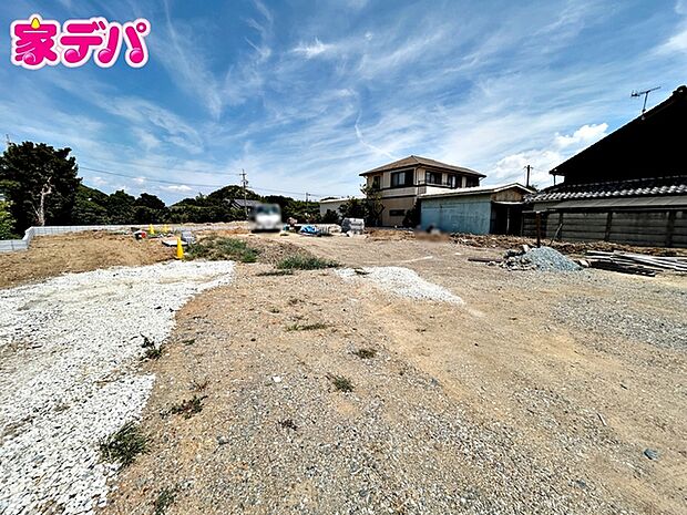 現地や周辺環境もあわせてご確認いただけます。現地ご案内いたします。お気軽にお問い合わせください。実際の陽当たりや前面道路、周辺の環境などもぜひ現地でご確認ください。スタッフが丁寧にご案内いたします。 