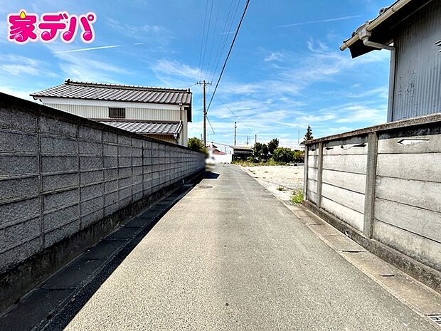 前面道路：南側約4ｍ幅