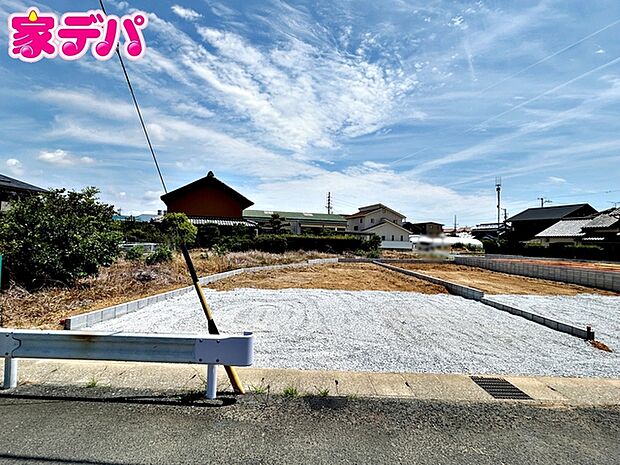 建築予定地です。ご見学希望のお客様につきましては同型同仕様の物件にご案内いたします。当日のご連絡でも対応いたします。お気軽に『家デパ』までお問い合わせ下さい!経験豊富なスタッフが対応いたします。