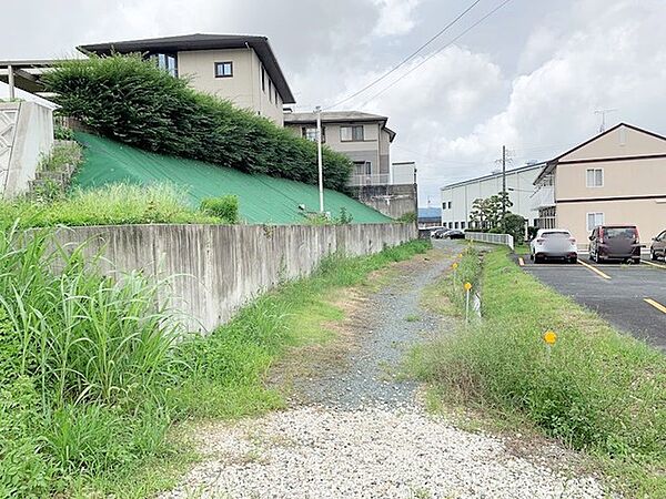 前面道路:北側幅員約2.0m 公道
