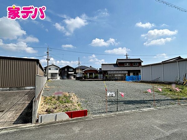 住宅ローンにご不安のあるお客様も、まずはお気軽にご相談ください。お客様に最適な資金計画と金融機関をご案内いたします。ご希望やご状況をお伺いしながら、無理のない返済計画をご提案いたします。