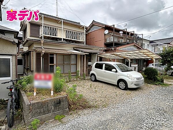 南側道路に面し日当たり良好！周辺商業施設充実で自転車や徒歩でもお出かけできる住環境です。詳細が知りたい・資料が欲しいなど、何でもお気軽にお問い合わせ下さい。