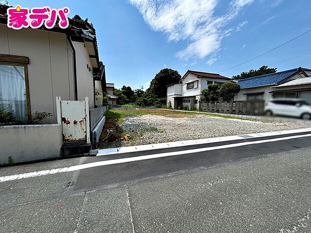 現地や周辺環境もあわせてご確認いただけます。現地ご案内いたします。お気軽にお問い合わせください。実際の陽当たりや前面道路、周辺の環境などもぜひ現地でご確認ください。スタッフが丁寧にご案内いたします。