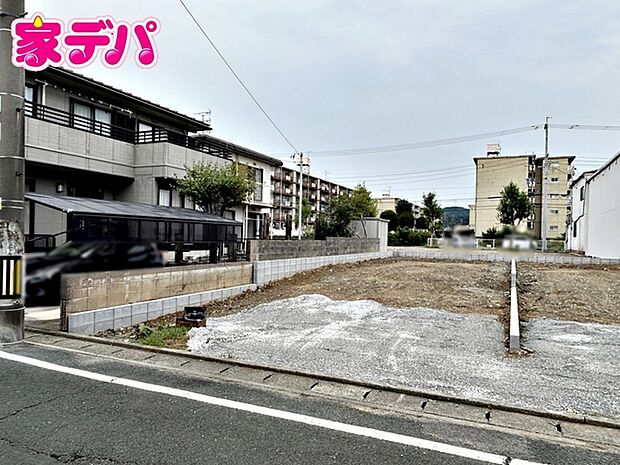 現地や周辺環境もあわせてご確認いただけます。現地ご案内いたします。お気軽にお問い合わせください。実際の陽当たりや前面道路、周辺の環境などもぜひ現地でご確認ください。スタッフが丁寧にご案内いたします。