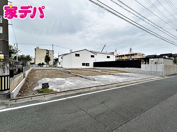 【新築分譲全3棟】ご成約キャンペーン実施中。詳細はスタッフまでお問合せ下さい!間取りや設備等の詳細など、お気軽にお問合せ・ご相談ください。お客様の住まい探しを丁寧にお手伝いいたします。
