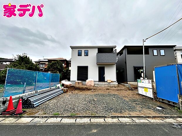 住宅ローンにご不安のあるお客様も、まずはお気軽にご相談下さい。お客様に最適な資金計画と金融機関をご案内いたします。