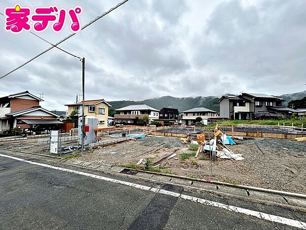 【新築分譲全6棟】ご成約キャンペーン実施中。詳細はスタッフまでお問合せ下さい!間取りや設備等の詳細など、お気軽にお問合せ・ご相談ください。お客様の住まい探しを丁寧にお手伝いいたします。