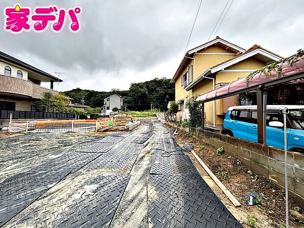住宅ローンにご不安のあるお客様も、まずはお気軽にご相談ください。お客様に最適な資金計画と金融機関をご案内いたします。ご希望やご状況をお伺いしながら、無理のない返済計画をご提案いたします。 