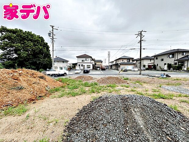 住宅ローンにご不安のあるお客様も、まずはお気軽にご相談ください。お客様に最適な資金計画と金融機関をご案内いたします。ご希望やご状況をお伺いしながら、無理のない返済計画をご提案いたします。 