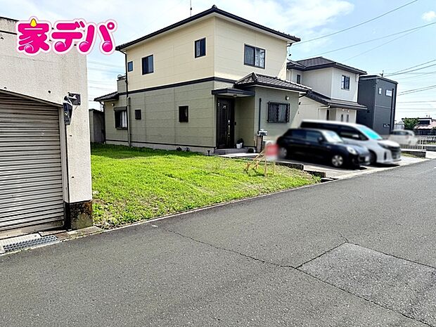 現地や周辺環境もあわせてご確認いただけます。現地ご案内いたします。お気軽にお問い合わせください。実際の陽当たりや前面道路、周辺の環境などもぜひ現地でご確認ください。スタッフが丁寧にご案内いたします。