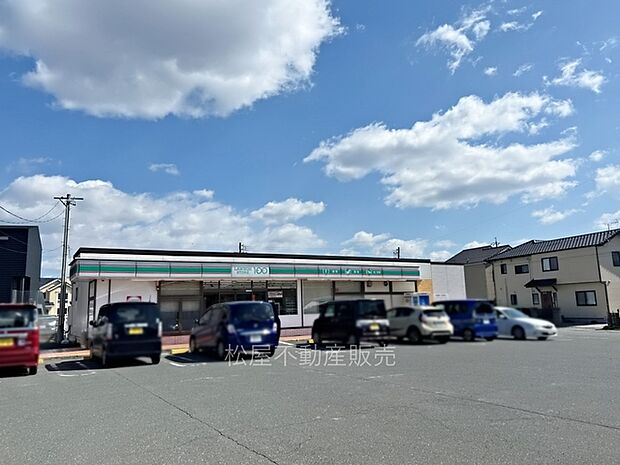 ローソンストア100 豊橋向山町(320m)