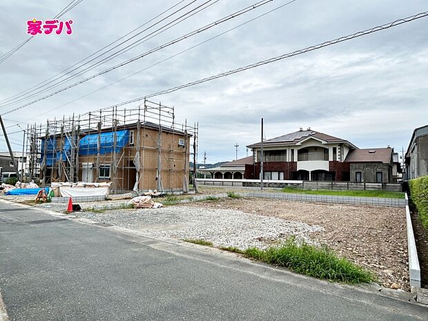 【新築分譲全5棟】ご成約キャンペーン実施中。詳細はスタッフまでお問合せ下さい！間取りや設備等の詳細など、お気軽にお問合せ・ご相談ください。お客様の住まい探しを丁寧にお手伝いいたします。 