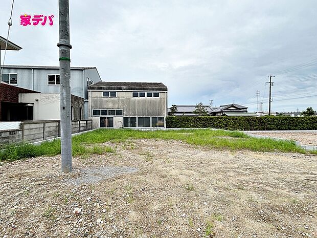 【4号棟】建築予定地です！ ・全居室南向き ・長期優良住宅 ・5LDK ・LDK16帖 ・1階独立洋室5.4帖 ・全居室収納完備 ・2部屋からアクセスできるバルコニー ・並列駐車場5台可