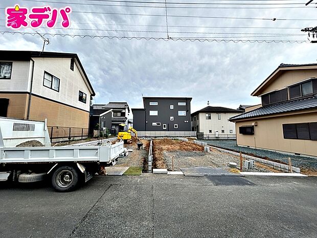 【新築分譲全2棟】ご成約キャンペーン実施中。詳細はスタッフまでお問合せ下さい！間取りや設備等の詳細など、お気軽にお問合せ・ご相談ください。お客様の住まい探しを丁寧にお手伝いいたします。 