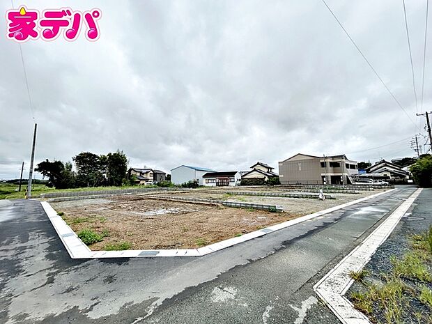 【新築分譲全5棟】ご成約キャンペーン実施中。詳細はスタッフまでお問合せ下さい!間取りや設備等の詳細など、お気軽にお問合せ・ご相談ください。お客様の住まい探しを丁寧にお手伝いいたします。