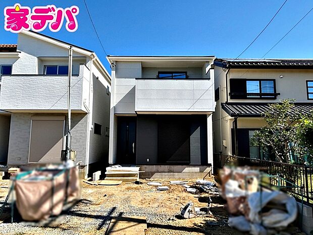 足場が外れました！現地ご案内いたします。周辺環境や陽当たりなどもあわせてご確認いただけます。実際の住み心地をイメージしながらご見学いただけますので、お気軽にお問い合わせください！ 