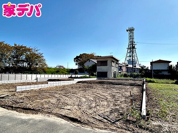 現地や周辺環境もあわせてご確認いただけます。現地ご案内いたします。お気軽にお問い合わせください。実際の陽当たりや前面道路、周辺の環境などもぜひ現地でご確認ください。スタッフが丁寧にご案内いたします。
