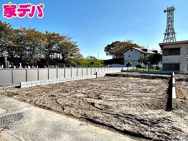 現地や周辺環境もあわせてご確認いただけます。現地ご案内いたします。お気軽にお問い合わせください。実際の陽当たりや前面道路、周辺の環境などもぜひ現地でご確認ください。スタッフが丁寧にご案内いたします。