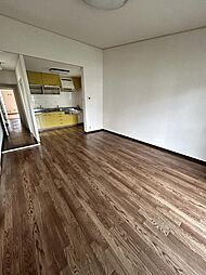 リバーサイドともぶち第一住宅17号棟 3LDKのリビング/ダイニング