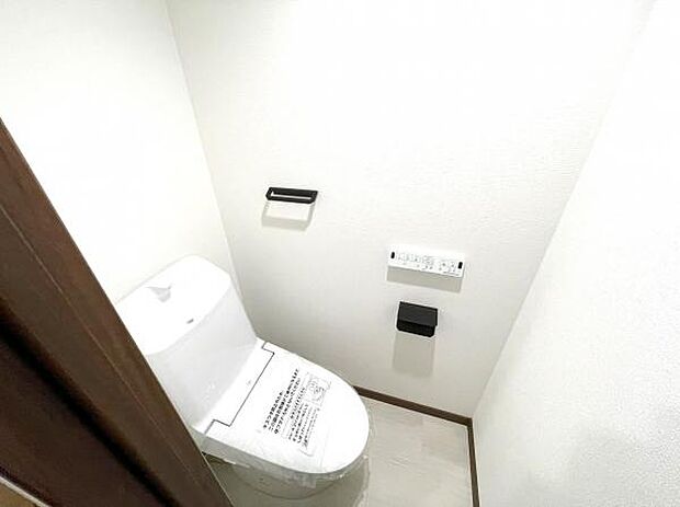 ■トイレ（温水洗浄便座付き）