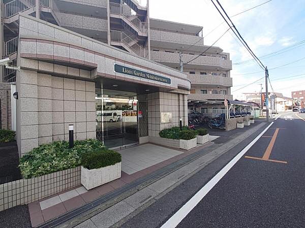 エントランスを拡大表示