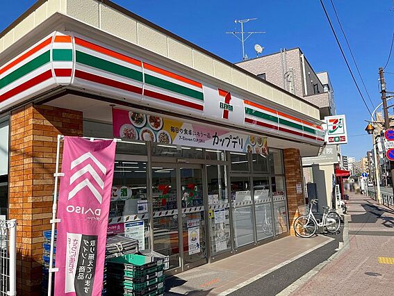 セブン-イレブ...