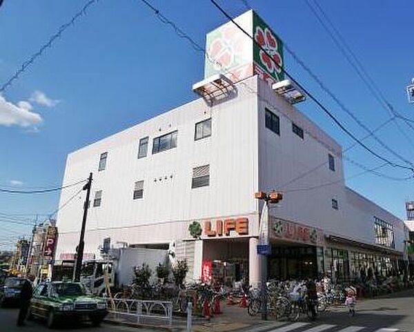 ライフ千歳烏山店（1332ｍ）