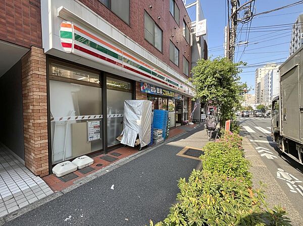 セブン-イレブン 牛込北町店（344ｍ）