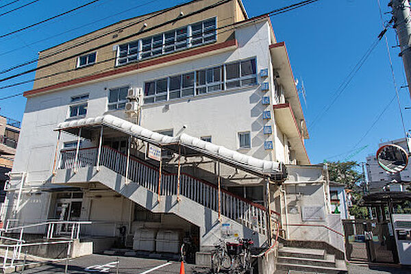 渋谷区役所本町出張所（785ｍ）
