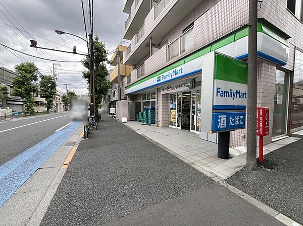 ファミリーマート 世田谷淡島通り店（157ｍ）