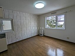 アルファ・ヴィラ 201 2階1Kのリビング/ダイニング