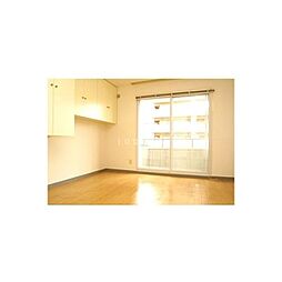 ラミアール円山 201 2階1Kのリビング/ダイニング