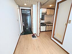 長内マンション 402 4階1DKのリビング/ダイニング