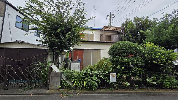 南西側道路（公道4.0ｍ）更地にてお引渡致します。