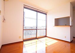 クレストコート B101 1階2LDKのリビング/ダイニング