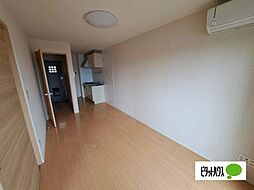 ヴァンヴェストB 102 1階1LDKのリビング/ダイニング