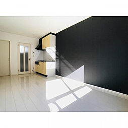 GARDEN MIYAKOII 107 1階1LDKのリビング/ダイニング