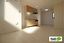 グランツリー宮子 101 1階1LDKのリビング/ダイニング