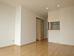 リヴェール B201 2階2LDKのリビング/ダイニング