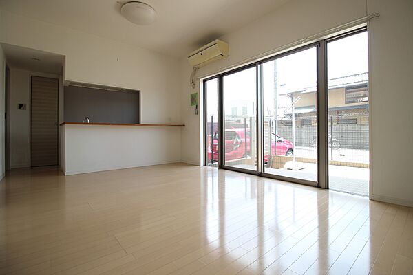 apartment 群馬県伊勢崎市中央町23-15
地図を見る