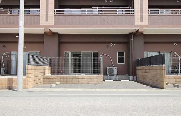 apartment 群馬県伊勢崎市中央町23-15
地図を見る