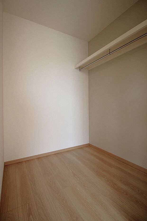 2階洋室（3）収納