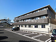 西富井駅より徒歩12分 築6年2ヶ月 3階建の賃貸物件