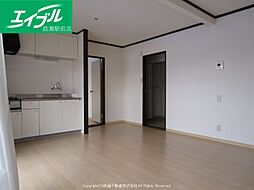 ロイヤルスクエアD 1階2LDKのリビング/ダイニング