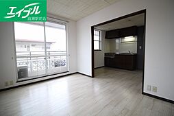 ファミーユKII 1階1LDKのリビング/ダイニング